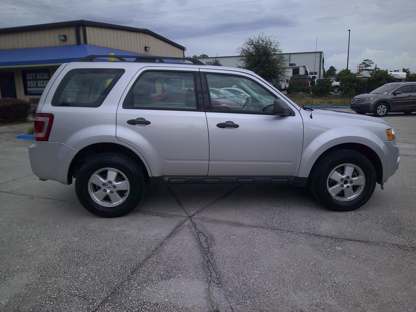 2012 SILVER FORD ESCAPE XLS (1FMCU0C7XCK) , located at 390 Hansen Avenue, Orange Park, FL, 32065, (904) 276-7933, 30.130497, -81.787529 - Photo#2